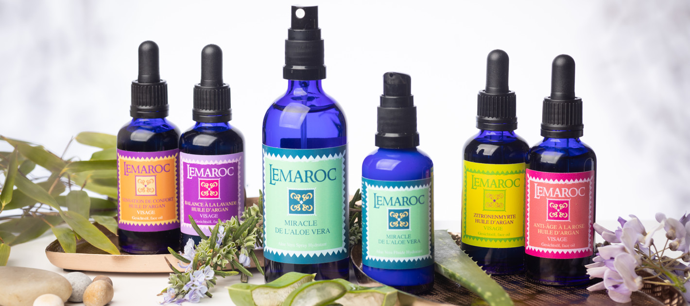 Biokosmetik Gesichtspflege mit Arganöl, Aloe Vera, Rosenöl, Lavendelöl und Zitronenmyrte.